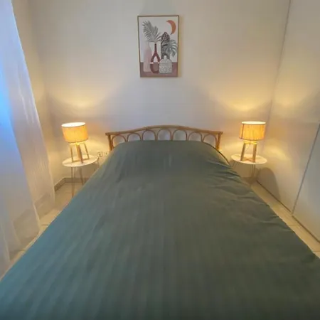 Appartement Calme Centre Ville Avec Place Parking Limoges Exterior photo