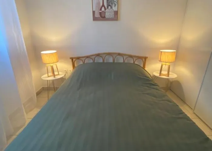 Appartement Calme Centre Ville Avec Place Parking